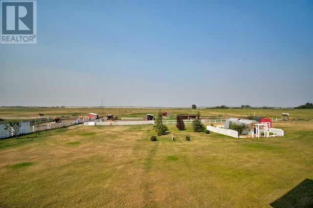 232060 Range Road 245, Home with 3 bedrooms, 2 bathrooms and null parking in Wheatland County AB | Image 50