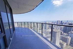 2102 - 11 Wellesley St W, Condo with 2 bedrooms, 2 bathrooms and 0 parking in Toronto ON | Image 2