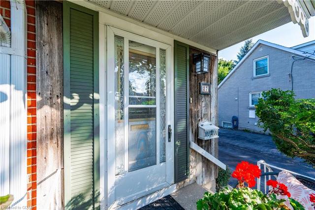 27 Vancouver Drive, House detached with 2 bedrooms, 1 bathrooms and 3 parking in Guelph ON | Image 47