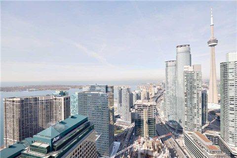 5001 - 33 Bay St, Condo with 2 bedrooms, 2 bathrooms and 1 parking in Toronto ON | Image 12