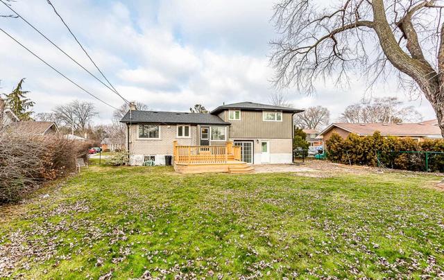 5132 Cherryhill Cres, House detached with 3 bedrooms, 3 bathrooms and 5 parking in Burlington ON | Image 32