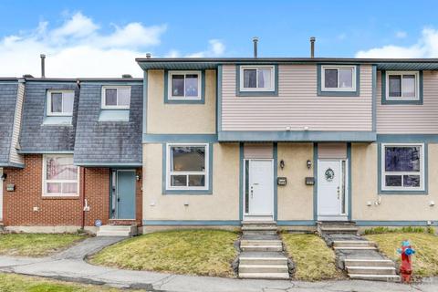 84 - 3400 Paul Anka Drive, Townhouse with 3 bedrooms, 2 bathrooms and 1 parking in Ottawa ON | Card Image