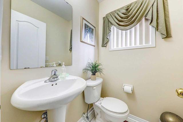 11 Quietbrook Cres, House detached with 4 bedrooms, 4 bathrooms and 2 parking in Toronto ON | Image 12