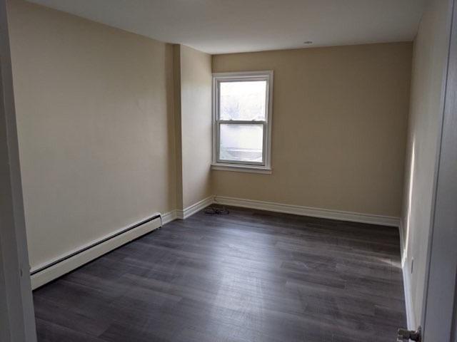 3828a Bloor St W, Condo with 3 bedrooms, 1 bathrooms and 1 parking in Toronto ON | Image 9