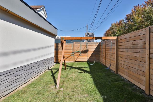 129 Times Rd, House detached with 3 bedrooms, 4 bathrooms and 5 parking in Toronto ON | Image 28