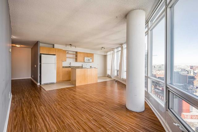 2510 - 373 Front St W, Condo with 1 bedrooms, 1 bathrooms and 1 parking in Toronto ON | Image 4