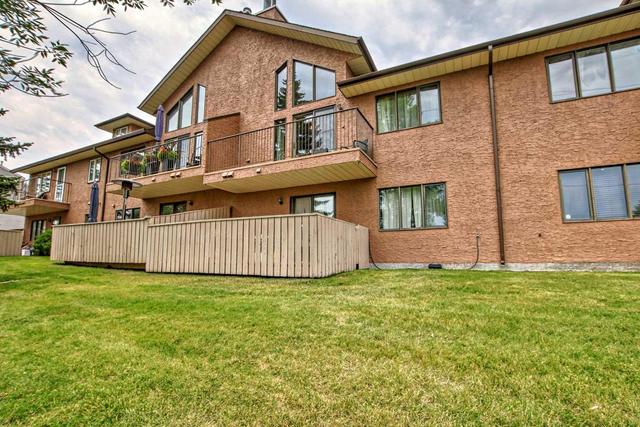 85 Edgeland Road Nw, Home with 2 bedrooms, 2 bathrooms and 4 parking in Calgary AB | Image 41