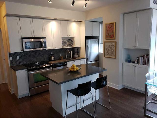 1706 - 28 Linden St, Condo with 2 bedrooms, 2 bathrooms and 1 parking in Toronto ON | Image 24
