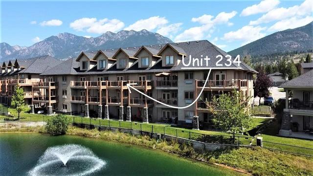 234 A   200 Bighorn Boulevard, Condo with 2 bedrooms, 2 bathrooms and null parking in Radium Hot Springs BC | Image 1