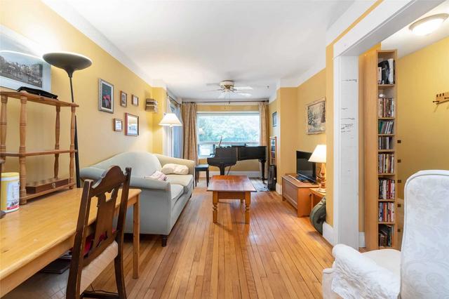 574 Coxwell Ave, House semidetached with 3 bedrooms, 3 bathrooms and 2 parking in Toronto ON | Image 36
