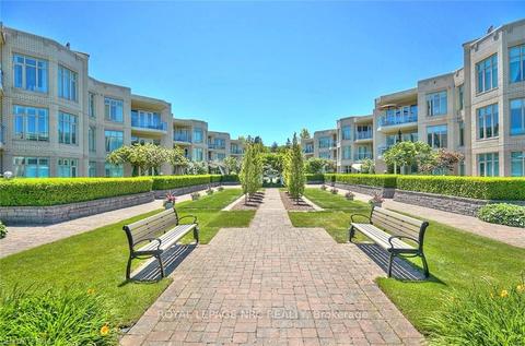 109s - 225 Ricardo St, Condo with 2 bedrooms, 2 bathrooms and 1 parking in Niagara on the Lake ON | Card Image