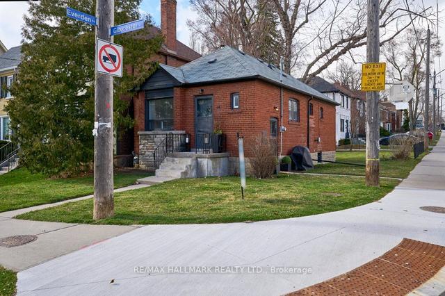 34 Gloucester Grve, House detached with 2 bedrooms, 1 bathrooms and 2 parking in Toronto ON | Image 12