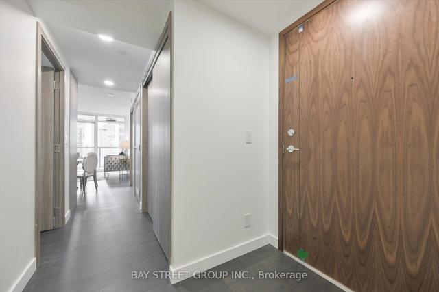 2106 - 38 Widmer St, Condo with 3 bedrooms, 2 bathrooms and 1 parking in Toronto ON | Image 20