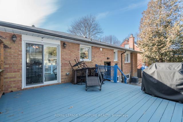 25 Scarborough Heights Blvd, House detached with 3 bedrooms, 2 bathrooms and 3 parking in Toronto ON | Image 25