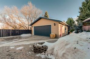 422 Oakhill Place Sw, House detached with 4 bedrooms, 2 bathrooms and 4 parking in Calgary AB | Image 23