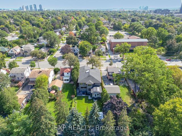 393 Burnhamthorpe Rd, House detached with 5 bedrooms, 6 bathrooms and 8 parking in Toronto ON | Image 33