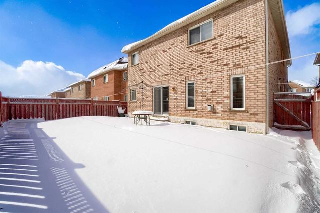 18 Avalanche Cres, House detached with 4 bedrooms, 5 bathrooms and 4 parking in Brampton ON | Image 24