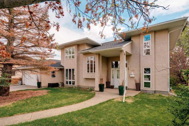 2203 12 Avenue Nw, House detached with 4 bedrooms, 3 bathrooms and 6 parking in Calgary AB | Image 3