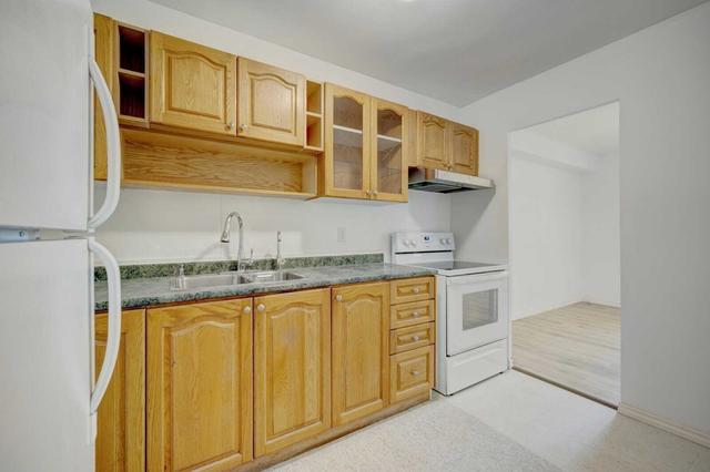2319 - 1 Massey Sq, Condo with 1 bedrooms, 1 bathrooms and 0 parking in Toronto ON | Image 5