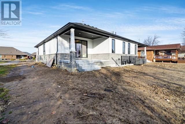 1582 Jasperson, House semidetached with 4 bedrooms, 3 bathrooms and null parking in Kingsville ON | Image 41