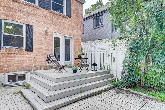 44 Fairfield Rd, House detached with 3 bedrooms, 2 bathrooms and 4 parking in Toronto ON | Image 19