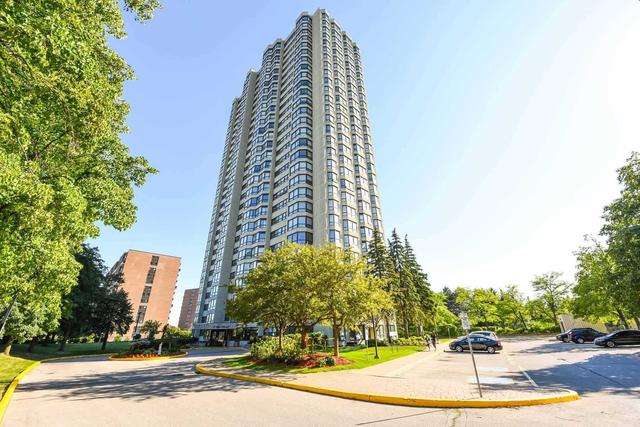 1109 - 5 Lisa St, Condo with 3 bedrooms, 2 bathrooms and 1 parking in Brampton ON | Image 1