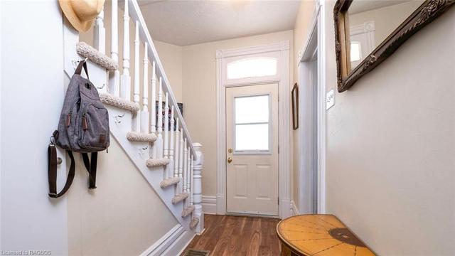 537 Claude Street, House detached with 3 bedrooms, 2 bathrooms and 1 parking in South Bruce Peninsula ON | Image 21