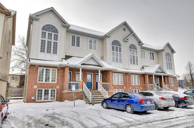 310 Wiffen Private, Townhouse with 2 bedrooms, 2 bathrooms and 1 parking in Ottawa ON | Image 2
