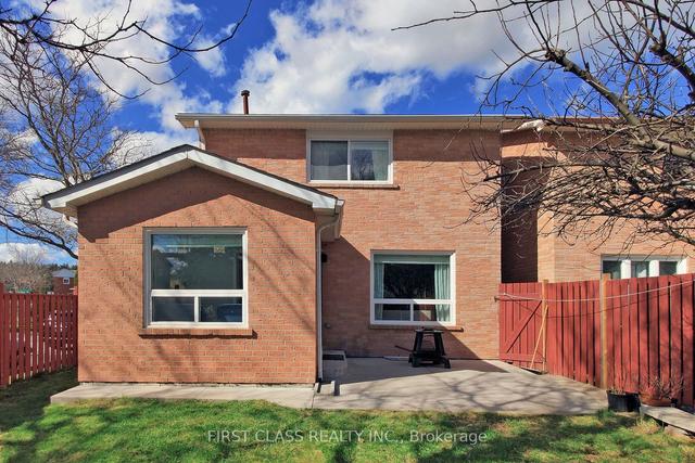 36 Royal Palm Dr, House detached with 4 bedrooms, 3 bathrooms and 4 parking in Brampton ON | Image 33