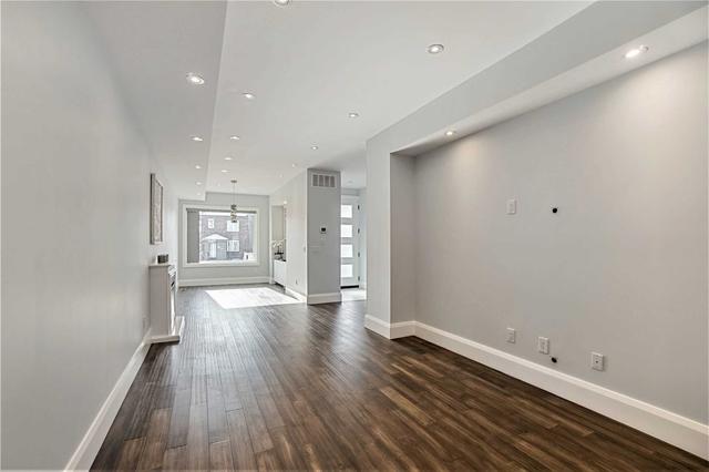 310 Melrose St, House detached with 3 bedrooms, 3 bathrooms and 3 parking in Toronto ON | Image 38