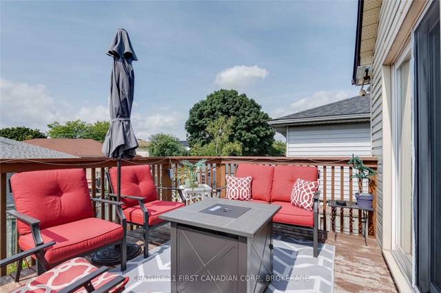 690 Railton Ave, House detached with 2 bedrooms, 2 bathrooms and 2 parking in London ON | Image 16