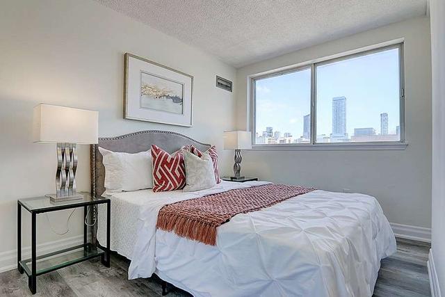 502 - 99 Cameron St, Condo with 3 bedrooms, 2 bathrooms and 1 parking in Toronto ON | Image 25