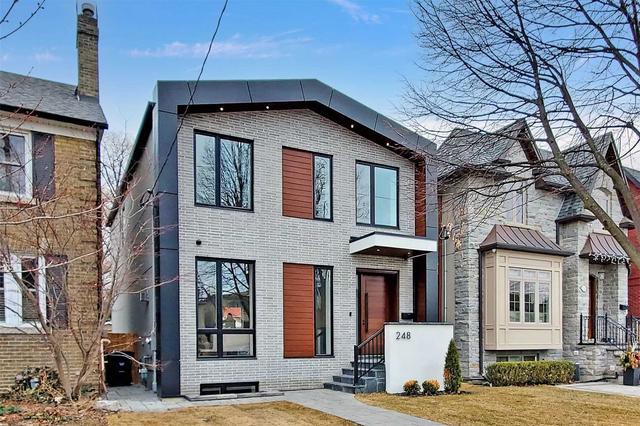 248 Sutherland Dr, House detached with 4 bedrooms, 5 bathrooms and 2 parking in Toronto ON | Image 1