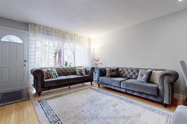 10 - 19 Derrydown Rd, Townhouse with 2 bedrooms, 3 bathrooms and 1 parking in Toronto ON | Image 23