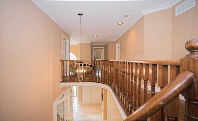 106 Wildhaven Cres, House detached with 4 bedrooms, 4 bathrooms and 4 parking in Vaughan ON | Image 17