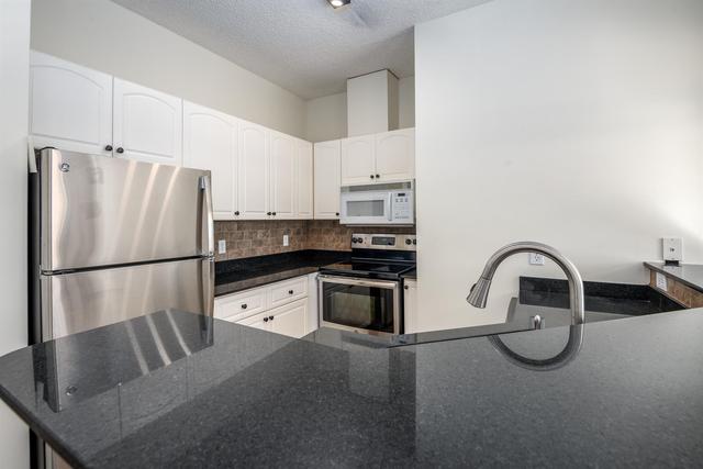 304 - 41 7 Street Ne, Condo with 2 bedrooms, 2 bathrooms and 2 parking in Calgary AB | Image 12
