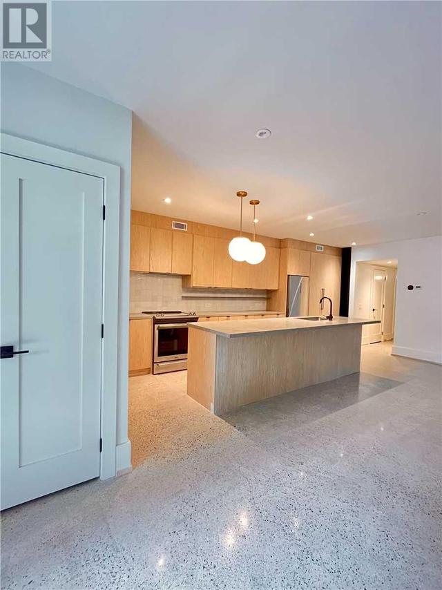 1a - 1540 King St W, House detached with 2 bedrooms, 2 bathrooms and 0 parking in Toronto ON | Image 3