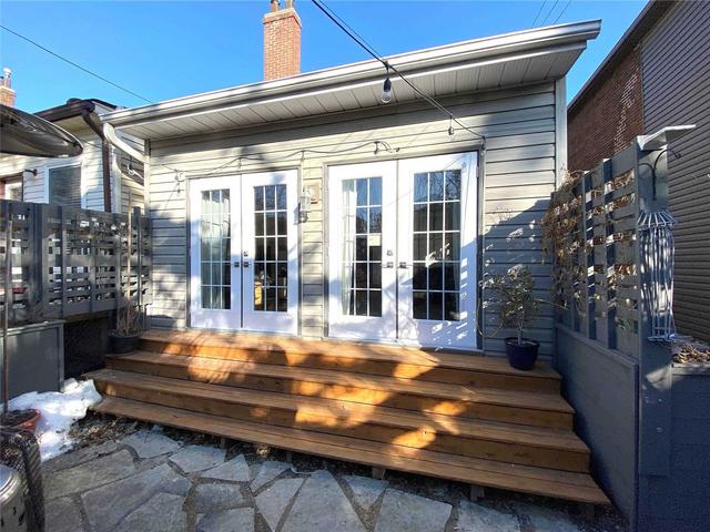 59 Emerald Cres, House semidetached with 3 bedrooms, 2 bathrooms and 2 parking in Toronto ON | Image 22
