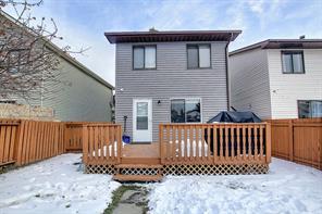 39 Castlegreen Close Ne, House detached with 3 bedrooms, 1 bathrooms and 2 parking in Calgary AB | Image 33
