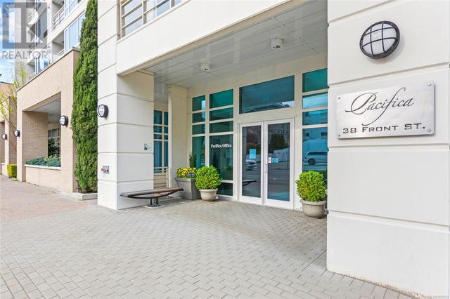 205 - 38 Front St, Condo with 1 bedrooms, 1 bathrooms and 1 parking in Nanaimo BC | Image 2