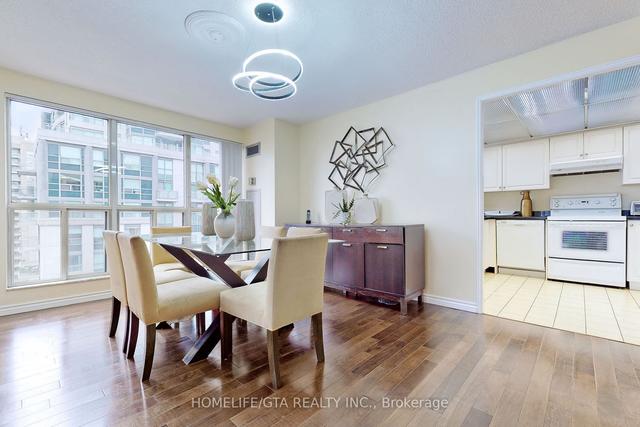 sph#211 - 28 Hollywood Ave, Condo with 2 bedrooms, 2 bathrooms and 1 parking in Toronto ON | Image 2