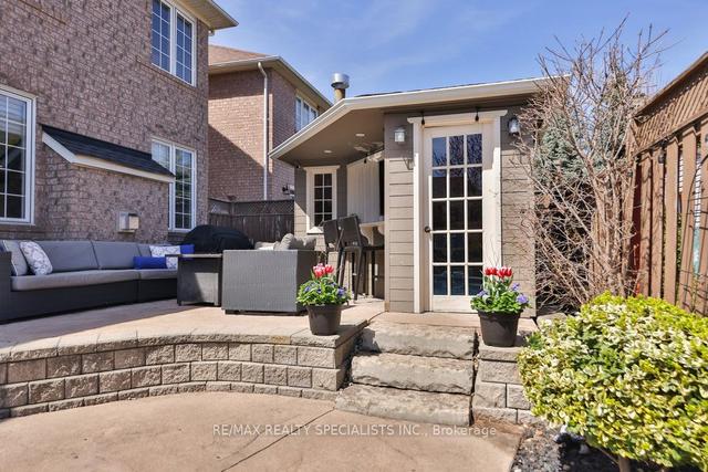 815 Somerville Terr, House detached with 4 bedrooms, 5 bathrooms and 6 parking in Milton ON | Image 30