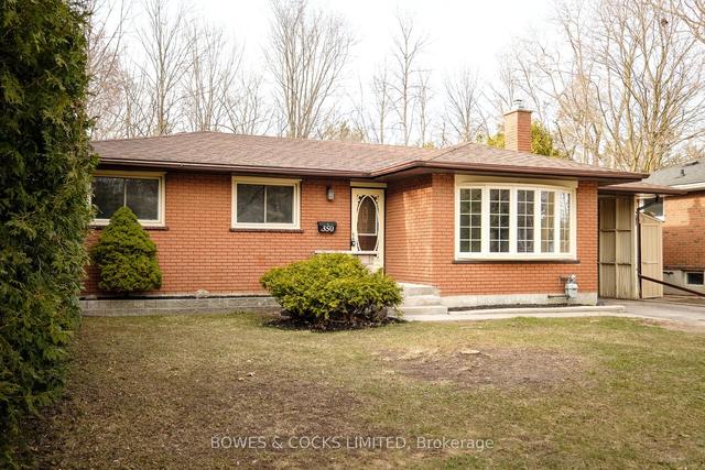 350 Woodbine Ave, House detached with 3 bedrooms, 2 bathrooms and 4 parking in Peterborough ON | Image 1