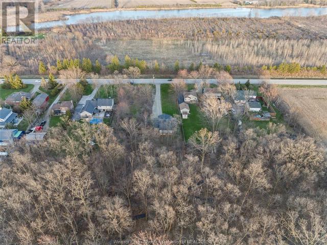 3762 3rd Concession South, House detached with 5 bedrooms, 2 bathrooms and null parking in Amherstburg ON | Image 4