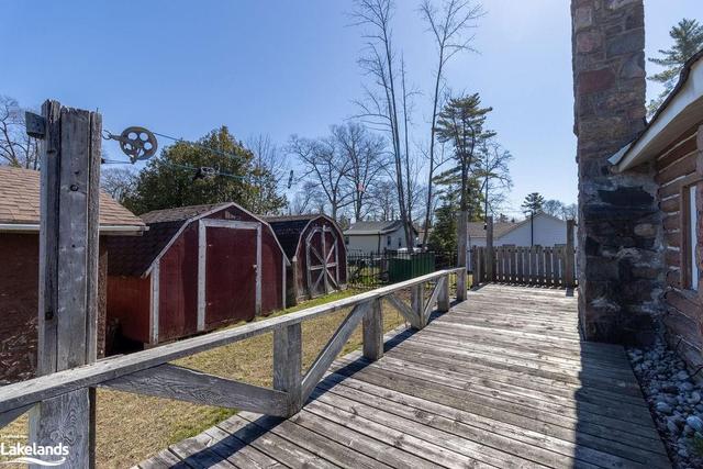 125 River Road E, House detached with 2 bedrooms, 1 bathrooms and 5 parking in Wasaga Beach ON | Image 10