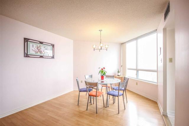912 - 330 Alton Towers Circ, Condo with 2 bedrooms, 2 bathrooms and 1 parking in Toronto ON | Image 11