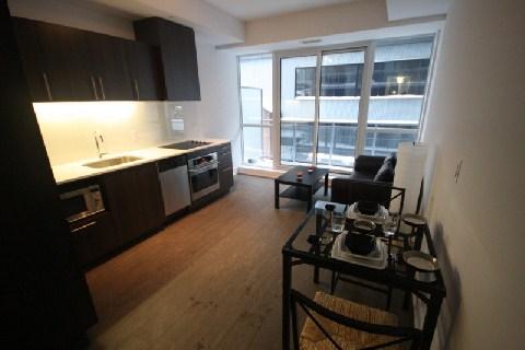 407 - 508 Wellington St W, Condo with 1 bedrooms, 1 bathrooms and null parking in Toronto ON | Image 2