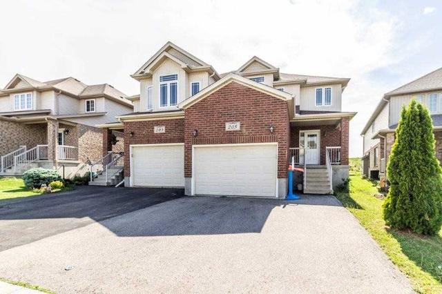 205 Huck Cres, House semidetached with 3 bedrooms, 3 bathrooms and 3 parking in Kitchener ON | Image 1