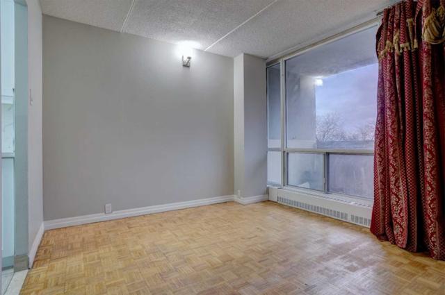 213 - 2 Glamorgan Ave, Condo with 2 bedrooms, 1 bathrooms and 1 parking in Toronto ON | Image 22