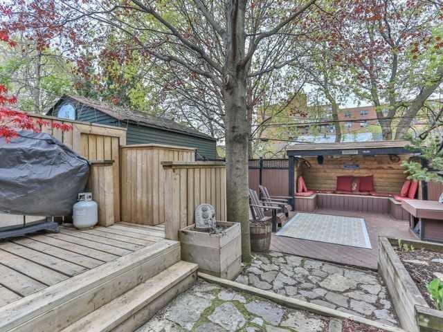38 Alberta Ave, House semidetached with 5 bedrooms, 2 bathrooms and 1 parking in Toronto ON | Image 12